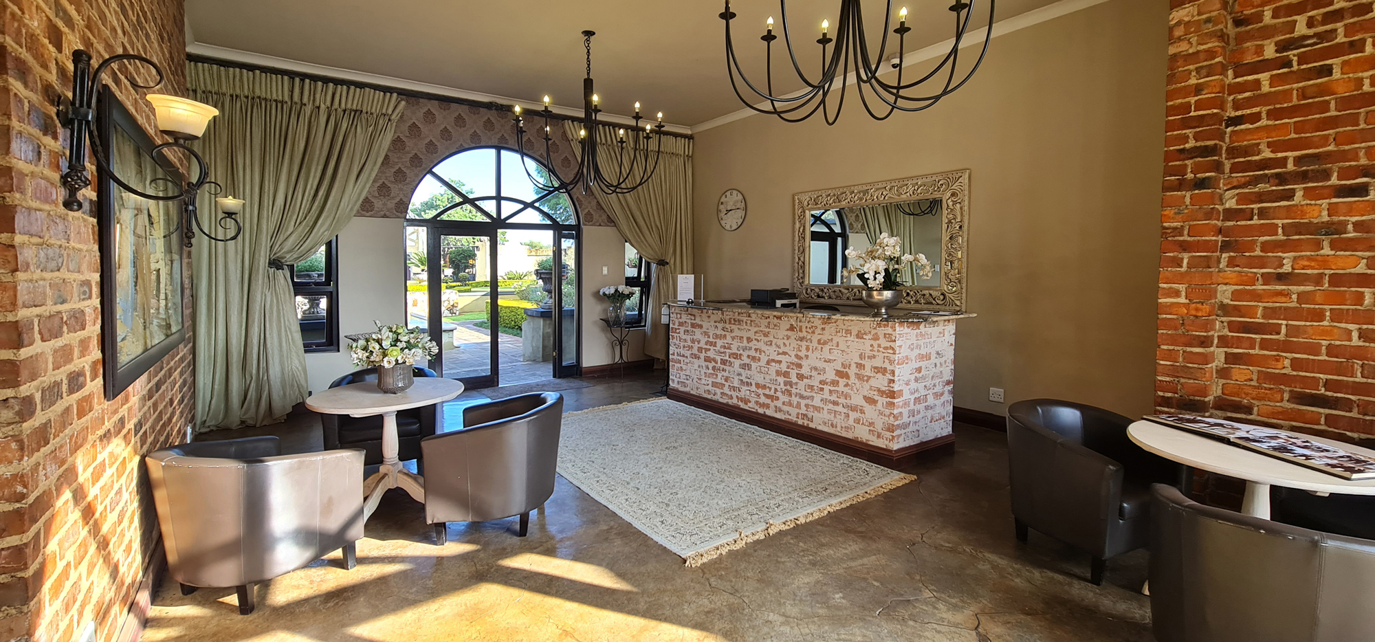 Reception for Beds Inn Midrand