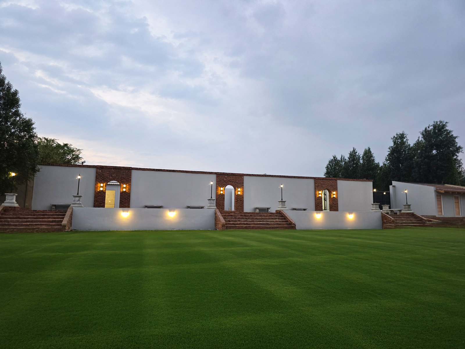 Beds Inn Midrand front view